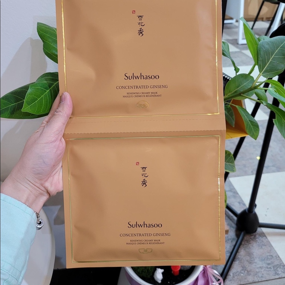 SULWHASOO CREAMY GINGSENG RENEVEWING MASK